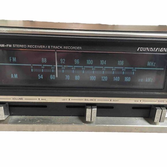 Sound Design 4469 AM FM Stereo Receiver 8 Track Recorder Lights Up Untested - Picture 2 of 10